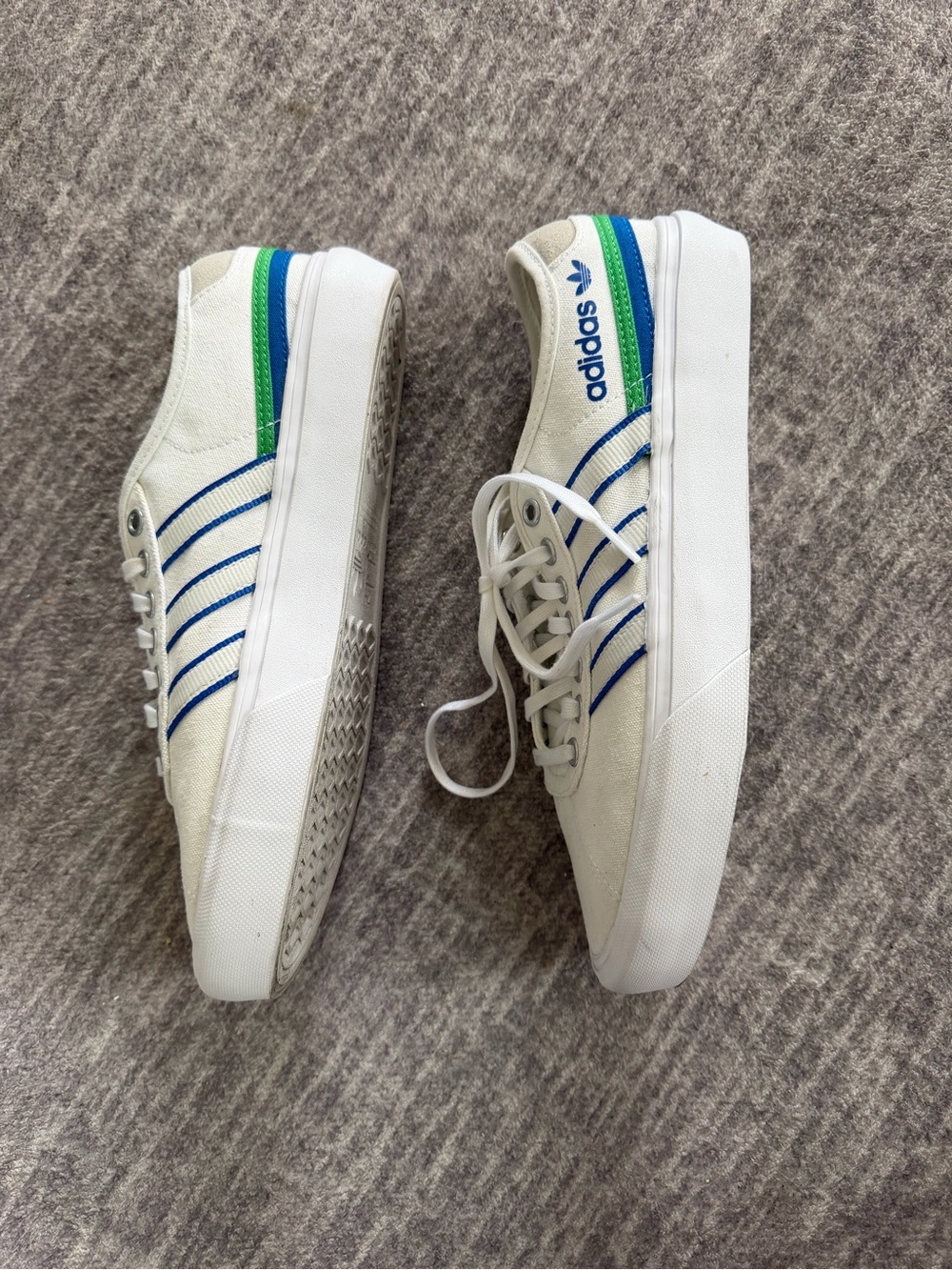 Adidas Delpala shoes size 8 (MENS SIZE) - Picture 4 of 9